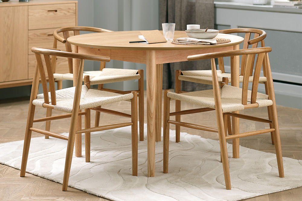 20-50% korting op geselecteerde eetkamerstoelen en -tafels