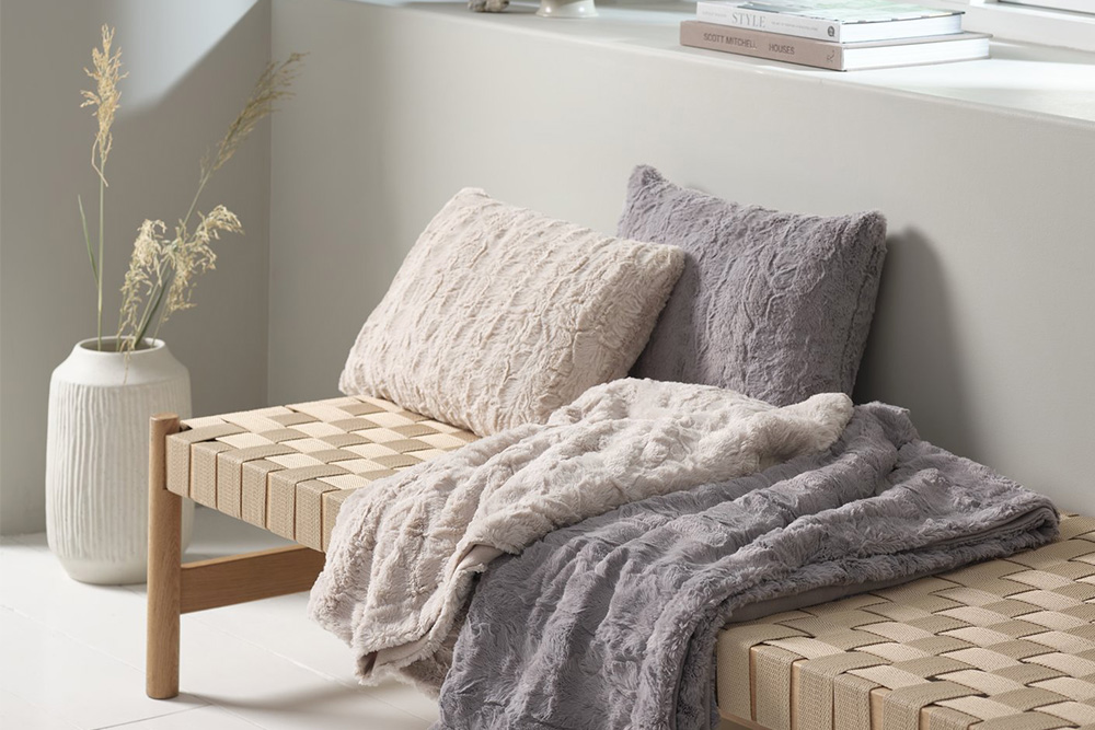 20-60% korting op geselecteerde sierkussens, plaids en bedspreien