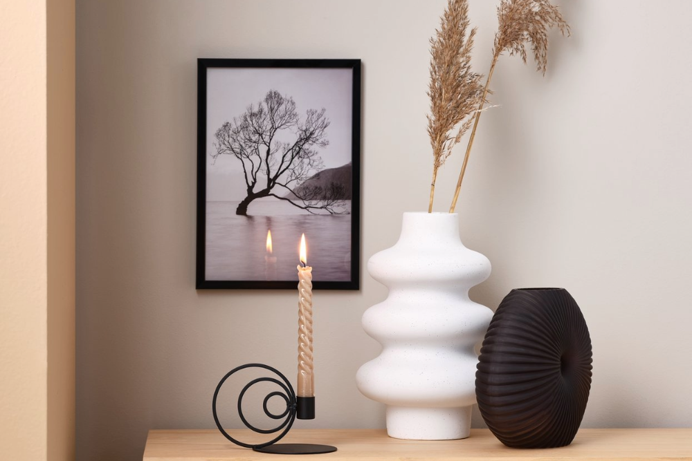 Réductions jusqu’à 50% sur une sélection de vases, de piédestaux et de fleurs et plantes artificielles