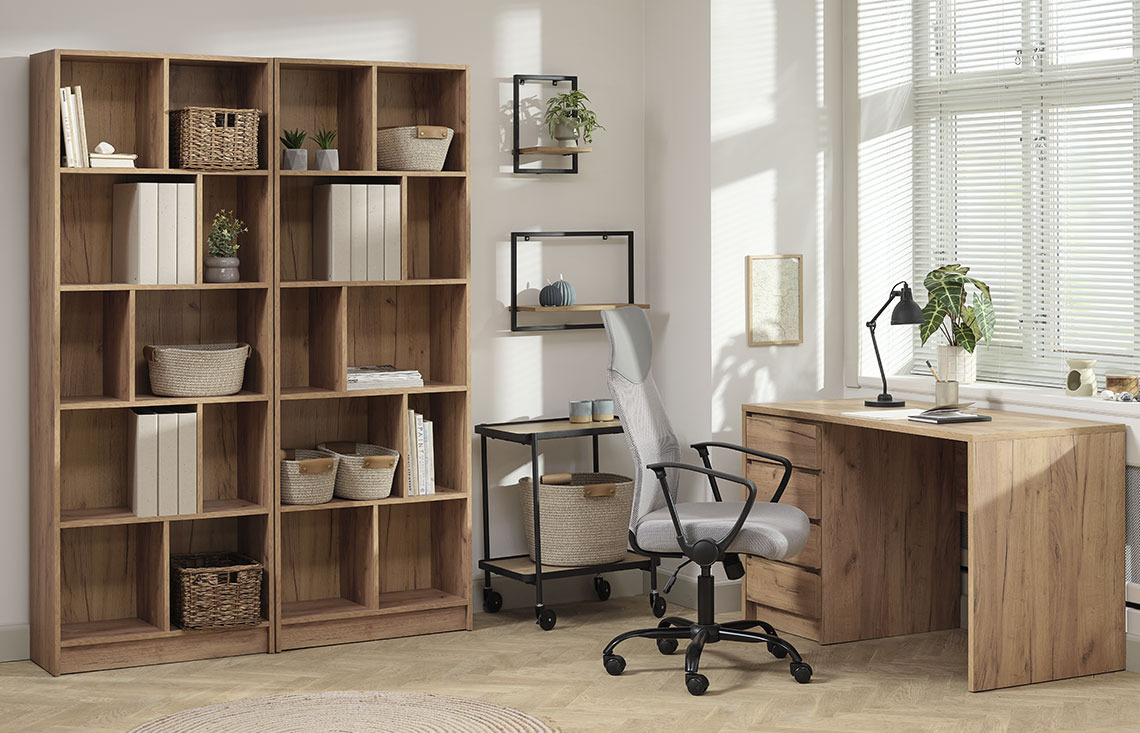 BILLUM bureaustoel, MOSBJERG kast en LIMFJORDEN bureau Stoffen bureaustoel, kast en bureau