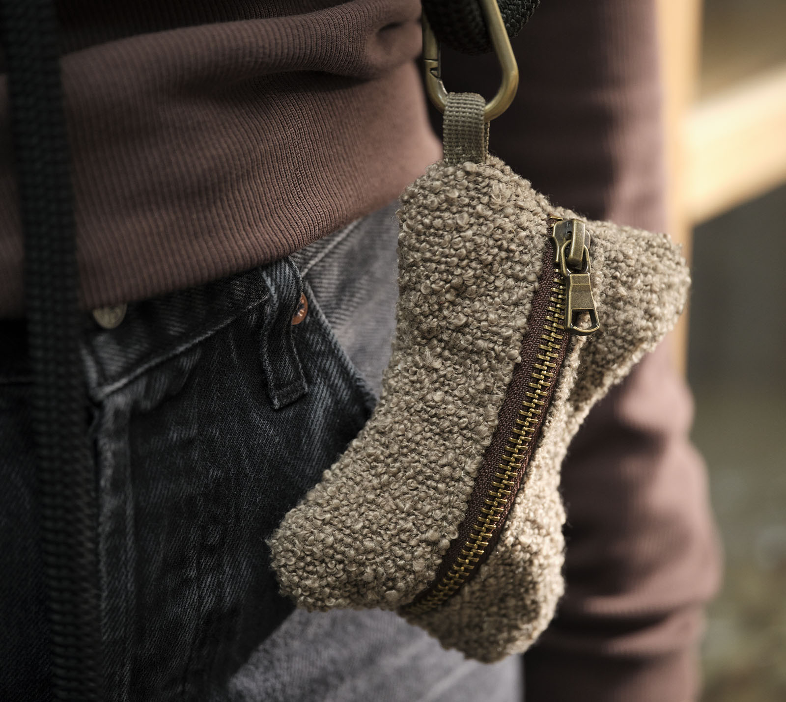 Porte-sacs à déjections pour chien, doux et élégant, idéal pour les promenades