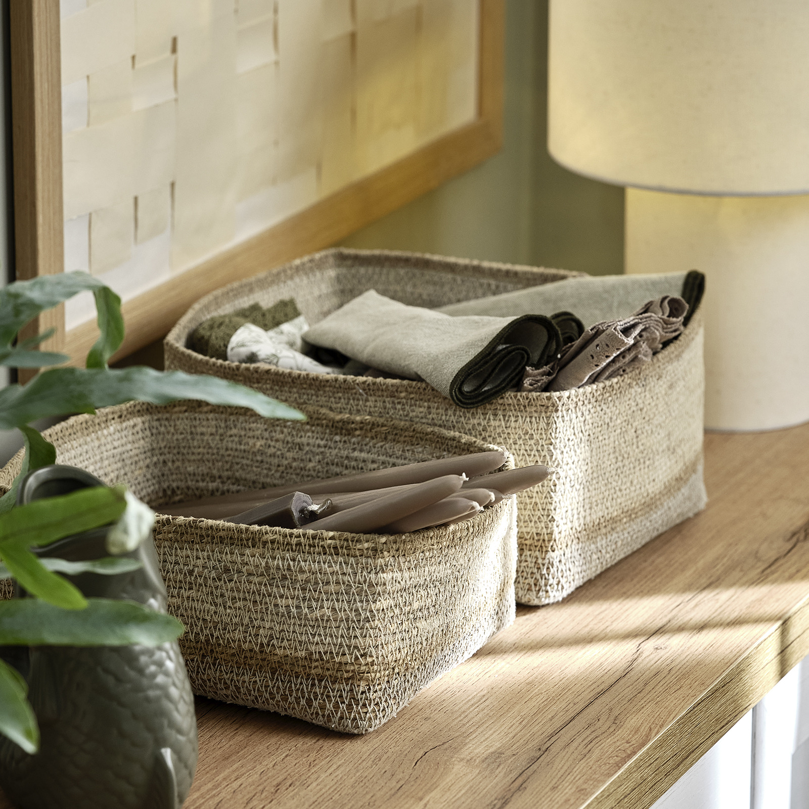Dressoir met twee opbergmanden