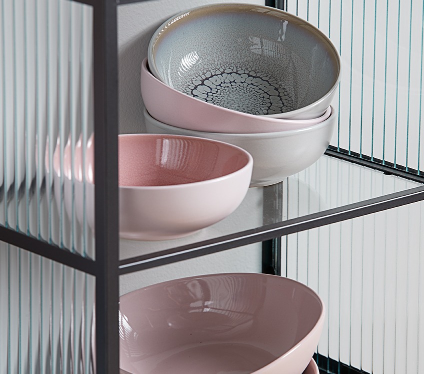 GILBERT ceramic bowls in ROAR glass shelf Ceramic bowls in a glass shelf