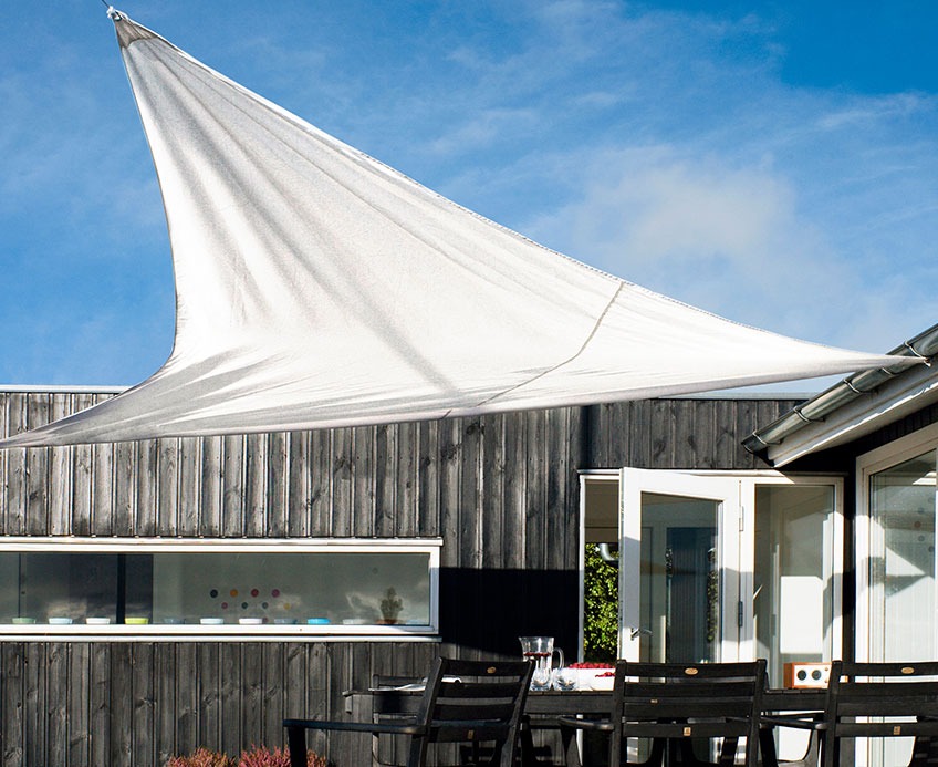 HOLD AN sun shelter Sun shelter covering a patio