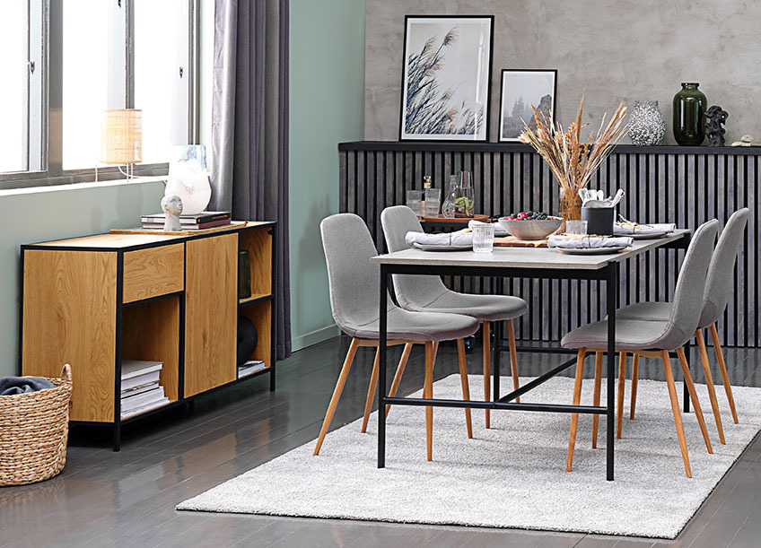 TERSLEV dining table, JONSTRUP dining chairs and VILLEPLE rug Dining room with a light grey rug under the dining table
