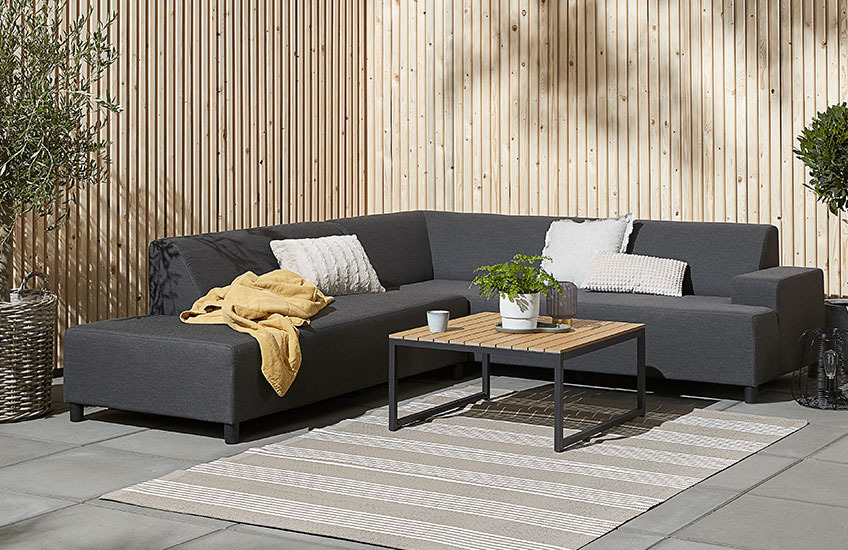 Loungebank UHRE Grote tuin loungebank met houten loungetafel